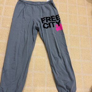 Grey Free City sweatpants
